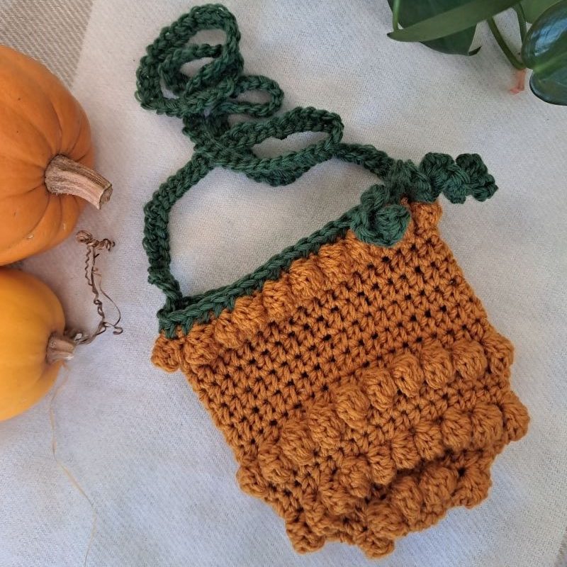 20240826_0732571 crochet pumpkin bag